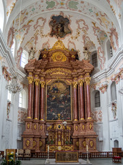 Fototapeta na wymiar Altar in Jesuit Church in Lucerne