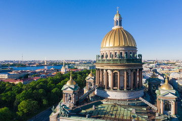 Fototapeta na wymiar Saint Petersburg. Saint Isaac's Cathedral. Museums of Petersburg. St. Isaac's Square. Summer in St. Petersburg. St. Aerial view frome drone. Russia