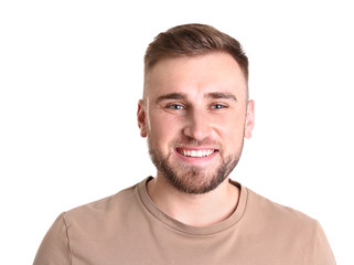 Obraz premium Portret przystojny mężczyzna szczęśliwy na białym tle