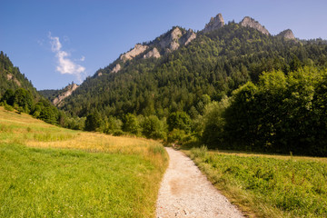 hiking trail in the Pieniny leading to the Three Crowns Summit