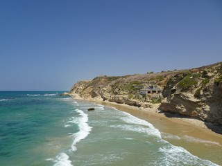 A house in the middle of a cliff