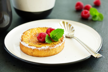 Tart with ginger creme brulee. Selective focus