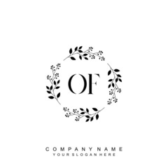 Obraz premium letter OF surrounded by beautiful and elegant flowers and leaves. Wedding monogram logo template. Fashion Logo template Vectors,