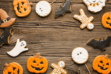 Halloween pumpkin and ghosts cookies