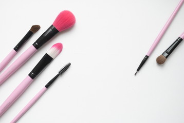 makeup brushes pink