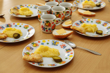 potatoes and tea in kindergarten
