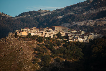 Fototapeta premium evening old town in italy high high in peas