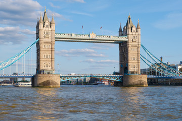 Fototapeta na wymiar The iconic Tower Bridge in London
