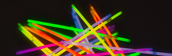 New colors of glow sticks for night party