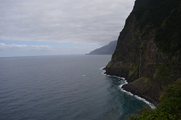 Fototapeta na wymiar Cliffs of Madeira