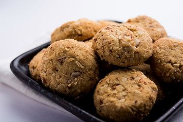 Nan khatai or Nankhatai is an authentic Indian sweet and savory eggless cookie loaded with dry fruits 