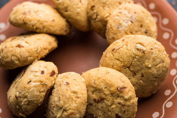 Nan khatai or Nankhatai is an authentic Indian sweet and savory eggless cookie loaded with dry fruits 