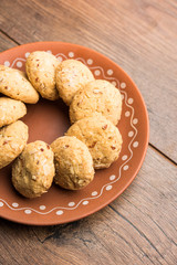 Nan khatai or Nankhatai is an authentic Indian sweet and savory eggless cookie loaded with dry fruits 