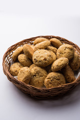 Nan khatai or Nankhatai is an authentic Indian sweet and savory eggless cookie loaded with dry fruits 