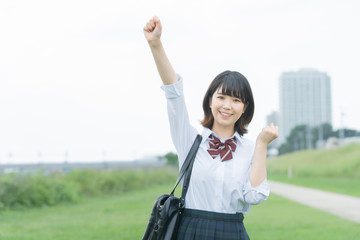 応援する女子高生