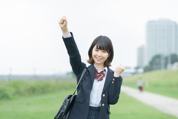 応援する女子高生