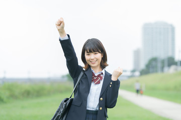 応援する女子高生