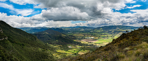 Fototapeta na wymiar Colombian fields, near Bogotá, in the Piononó park