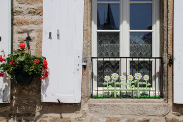 Fototapeta na wymiar window in quimper (brittany - france)
