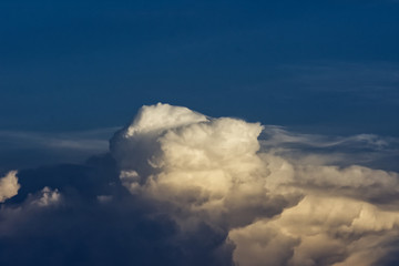 Moment of wind and cloud over sky .