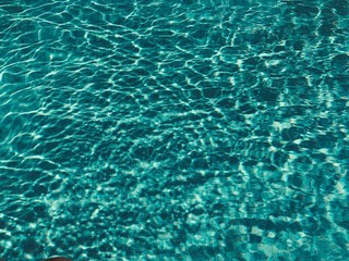 blue water in swimming pool