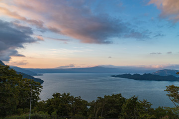  Lake Towada in the evening of autumn