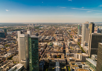 Panorama miasta z lotu ptaka. Frankfurt nad Menem widziana z gory.  Panorama miasta w Niemczech. ...