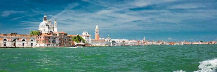 Fototapeta na wymiar Panoramic view of Venice from the sea. Italy