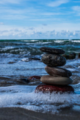 Fototapeta na wymiar sea stones on the beach. ocean stones on the beach