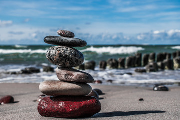 Fototapeta na wymiar sea stones on the beach. ocean stones on the beach