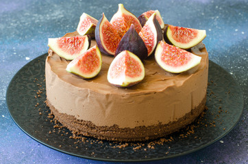 Chocolate Cheesecake with Marshmallows and Fresh Figs