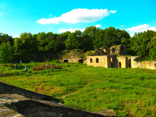 Fototapeta na wymiar Terebovlya, Ukraine - June 8, 2009: Ruins of the ancient legendary Terebovlya castle. Monument to the historical heritage of Ukraine.