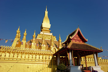 Fototapeta na wymiar Pha That Luang Temple - Great golden stupa in Vientiane Laos