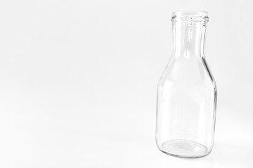 透明な瓶の空き瓶