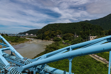 手取川を渡る石川県水道橋