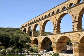 Fototapeta na wymiar ancient, roman aqueduct Pont du Gard, Southern France