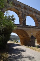 Fototapeta na wymiar ancient, roman aqueduct Pont du Gard, Southern France