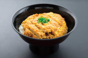 チキンカツ丼