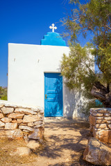 Paros - Kykladen - Kirche am Strand