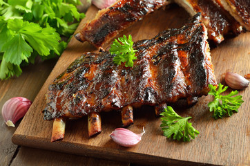 Spicy hot grilled spare ribs