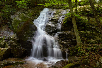Fototapeta na wymiar Crabtree Falls, located in Nelson County, is one of the most popular waterfalls in the state of Virginia.