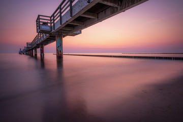 Seebrücke Koserow auf Usedom am frühen Morgen