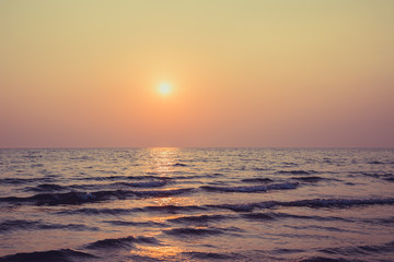 Fototapeta na wymiar Sky and beach before sunset