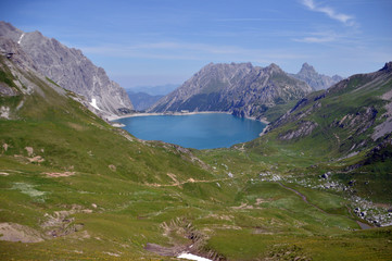 Lünersee inmitten von Gletschern