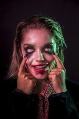 Obraz premium Close-up of woman showing her eyes