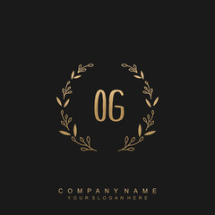 letter O surrounded by beautiful and elegant flowers and leaves. Wedding monogram logo template.