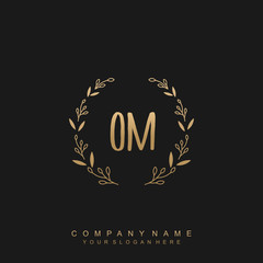 letter O surrounded by beautiful and elegant flowers and leaves. Wedding monogram logo template.