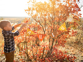 Decorating for a Thanksgiving day party.
