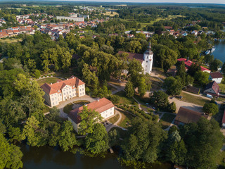 Schloss Mirow mit Kirche