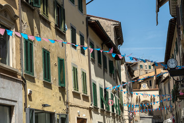 Fototapeta na wymiar Old street of Castelfiorentino, Tuscany
